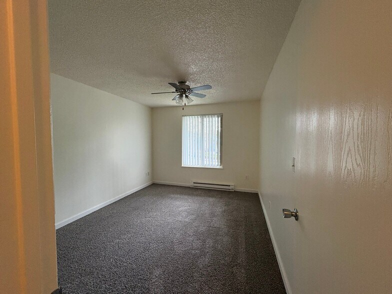 Building Photo - 1700 Blankenship Rd