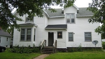 Building Photo - 514 Niagara St
