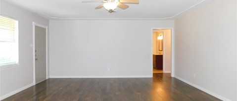 Building Photo - 720 Chisholm Trail