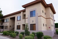 Building Photo - 3330 S GILBERT Rd