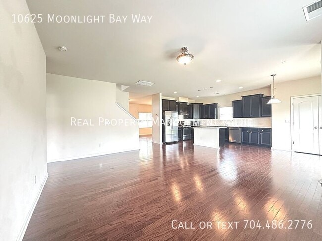 Building Photo - 10625 Moonlight Bay Wy