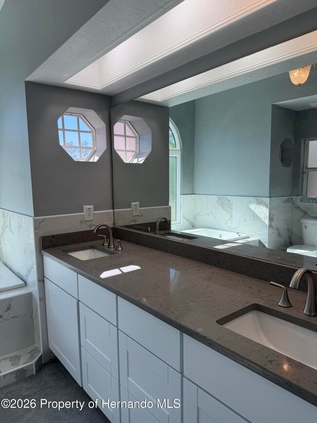 Building Photo - 9448 Tooke Shore Dr