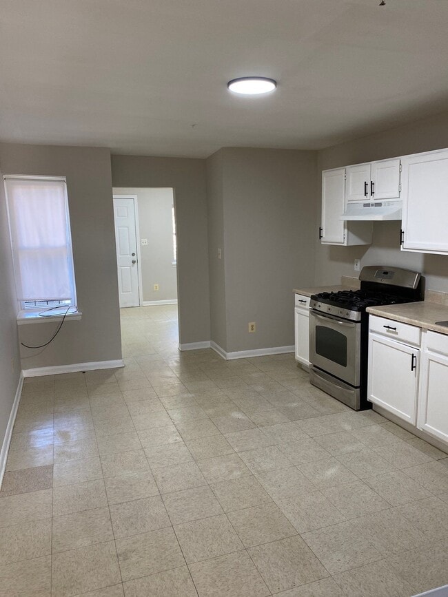 Building Photo - 1716 Riggs Ave