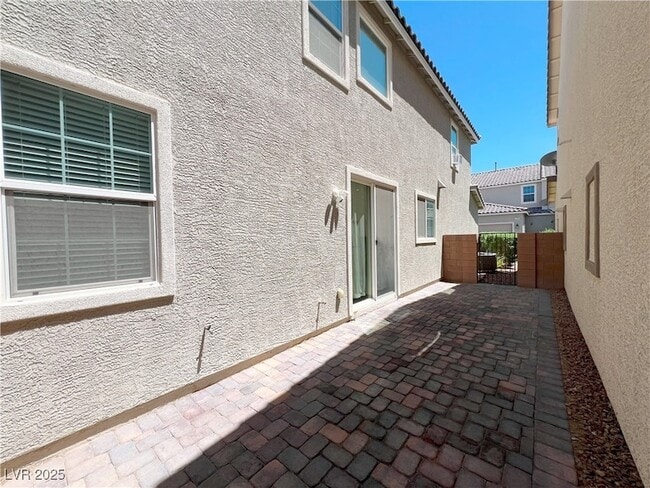 Building Photo - 3145 Umbria Hills Walk
