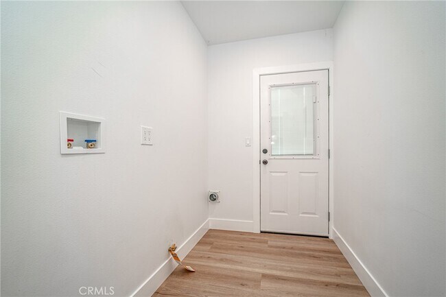 Building Photo - 6520 6th Ave