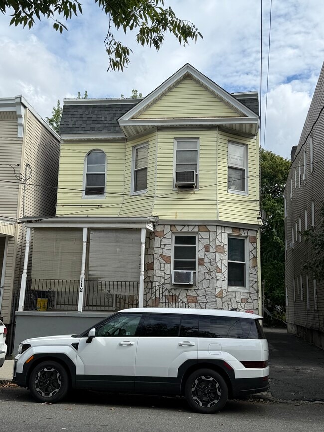 Building Photo - 112 S 14th St