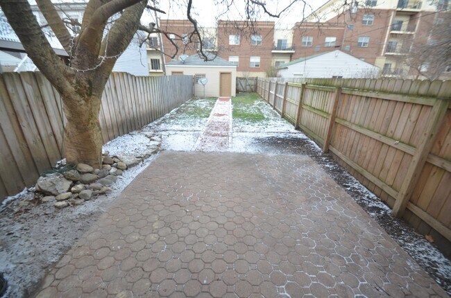 Fenced in back yard - 500 E Beck St