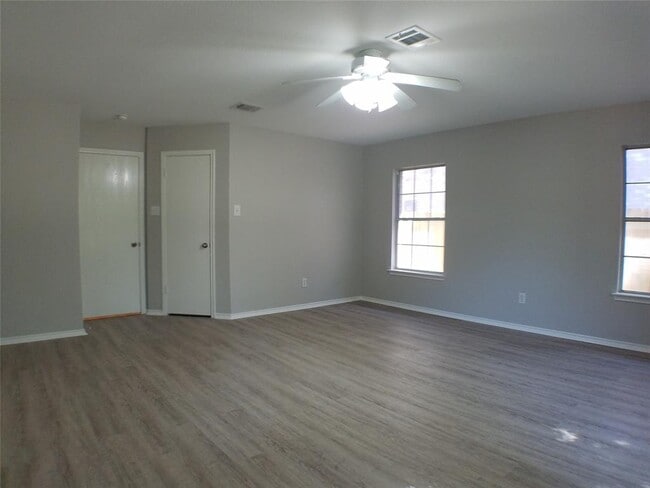 Building Photo - 11208 Blairview Ln