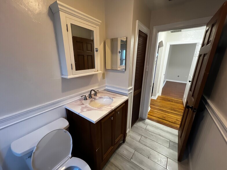 Building Photo - 3730 3rd Ave N