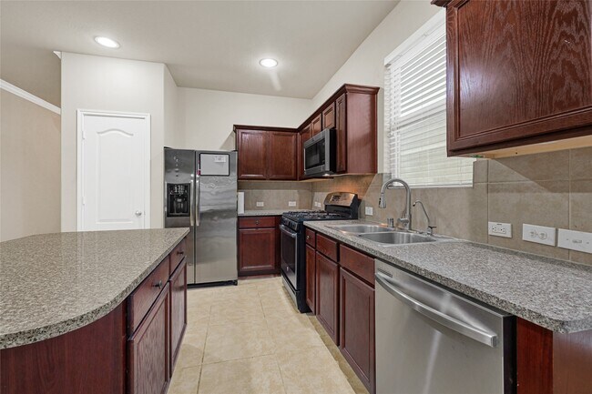 Building Photo - 15842 Lost Anchor Way Ln