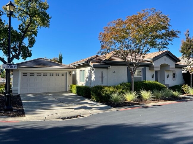 Building Photo - 751 Silchester Ct