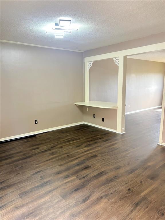 Building Photo - 534 Highland Woods Dr W