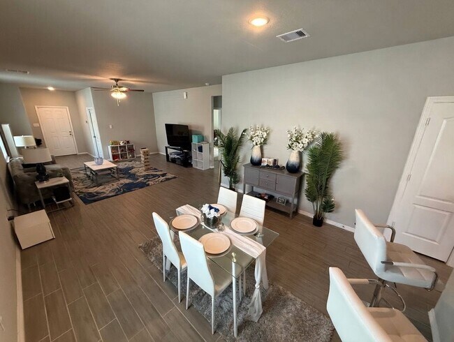 Building Photo - 20023 Tuft Canyon Ct