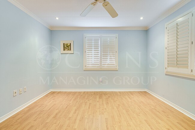 Building Photo - Riverfront Two Bedroom Condo