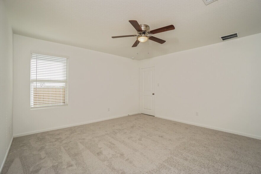 Building Photo - 1826 Musk Rose