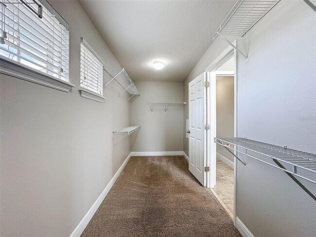 Building Photo - 1606 Feather Grass Loop