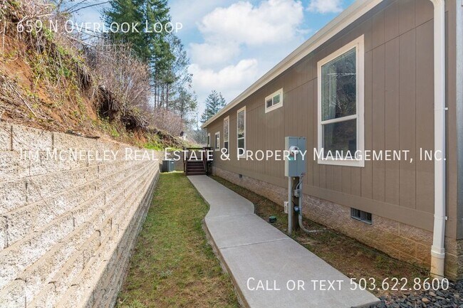 Building Photo - Well Maintained 3 Bedroom Home In Otis