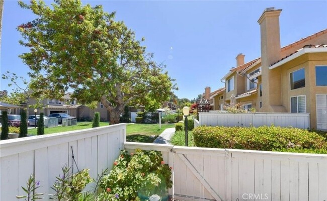 Building Photo - 26825 Park Terrace Ln