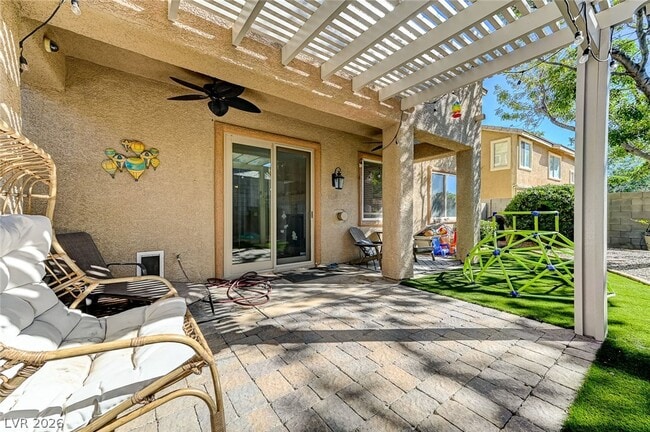 Building Photo - 10617 Austin Bluffs Way