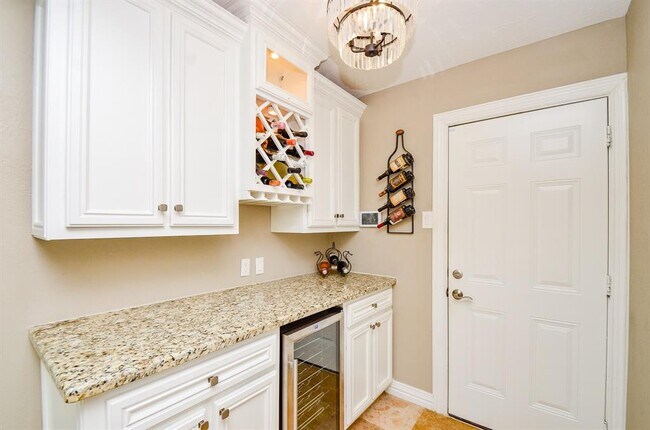 Building Photo - 14023 Wheatbridge Dr