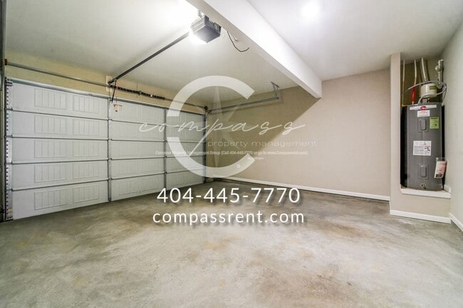 Building Photo - 106 Squarewood Ln NW