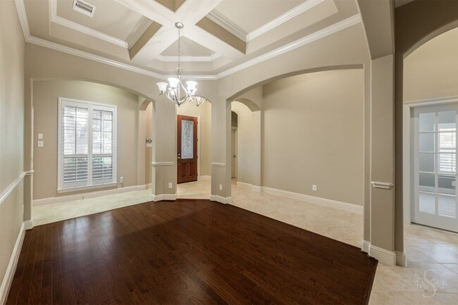 Building Photo - 32611 Waltham Crossing