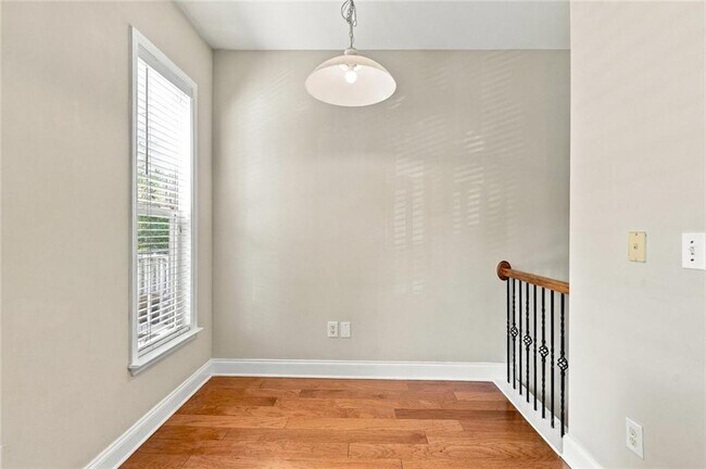 Building Photo - 217 16th St NW