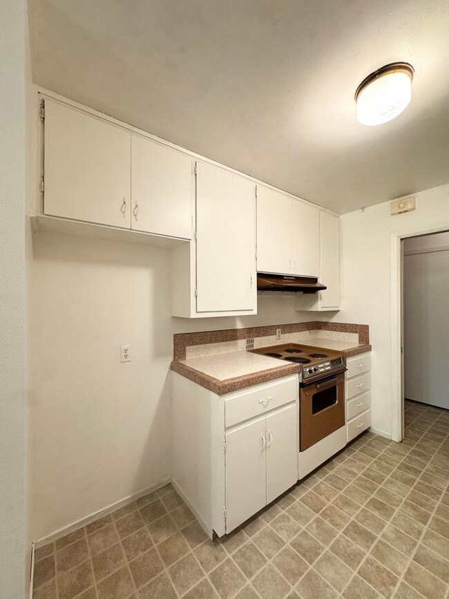 Building Photo - Charming 3-Bedroom Home in the Heart of Redding!