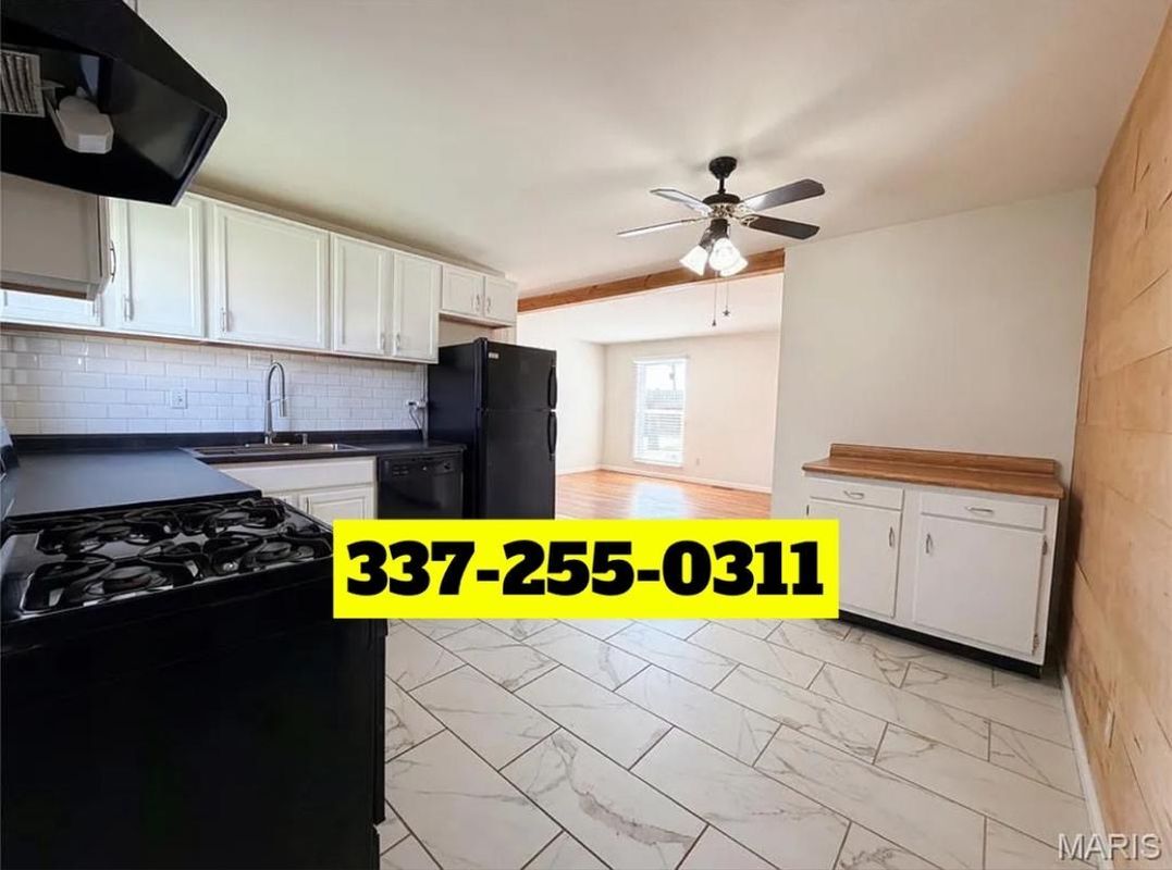 Building Photo - 2235 Bolton St