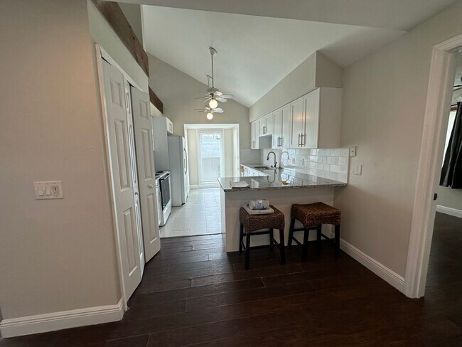 Building Photo - 18478 Tulip Rd