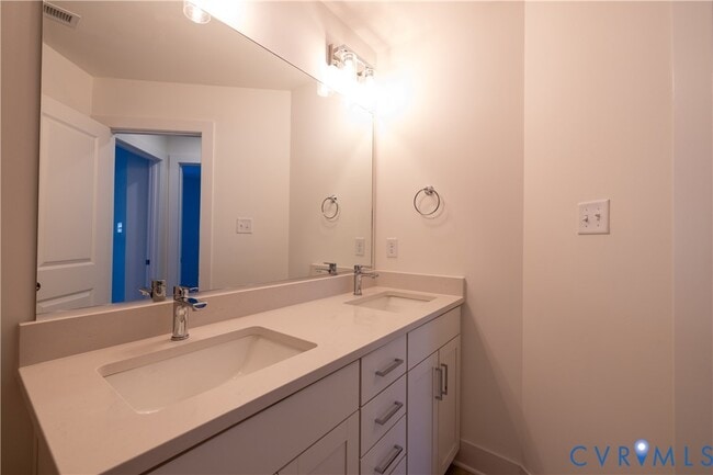 Building Photo - 15309 Sunray Aly