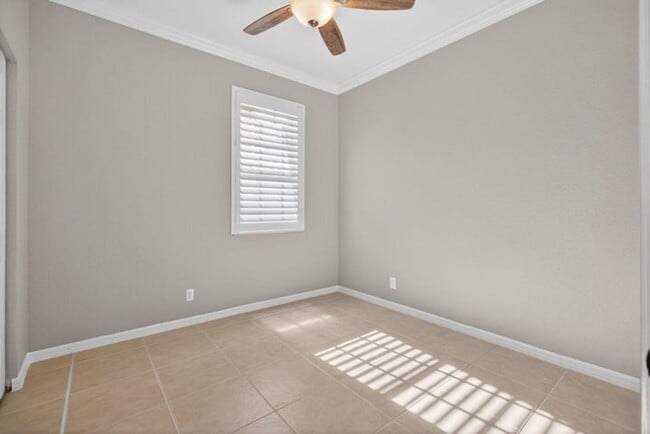 Building Photo - 160 Village Blvd