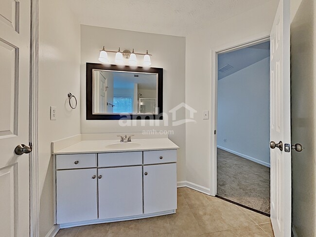 Building Photo - 1067 Woodsong Pass Ct