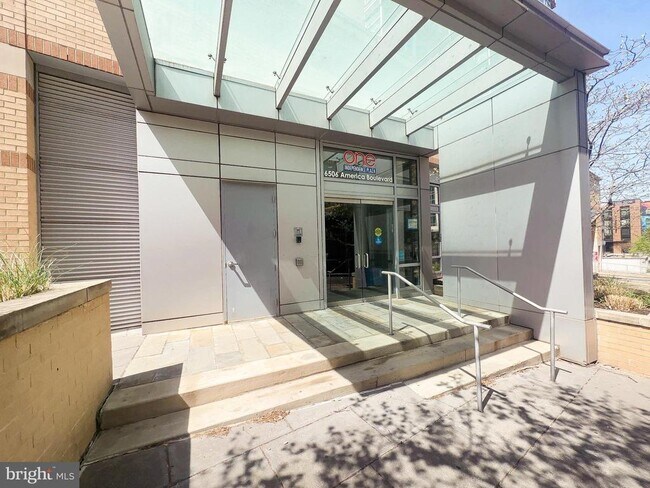 Building Photo - 6506 America Blvd