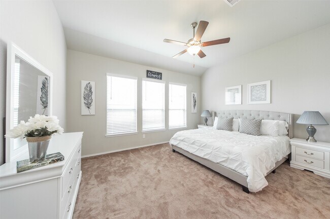Building Photo - 8723 Arbor Trail Dr