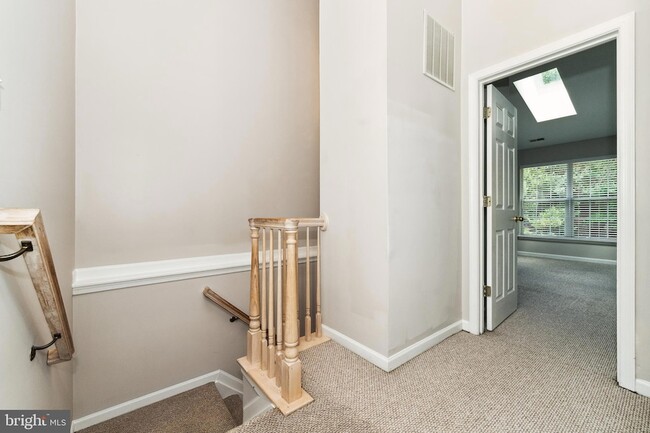 Building Photo - 9236 Owings Choice Ct