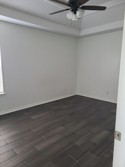 Building Photo - 1622 Orlando St