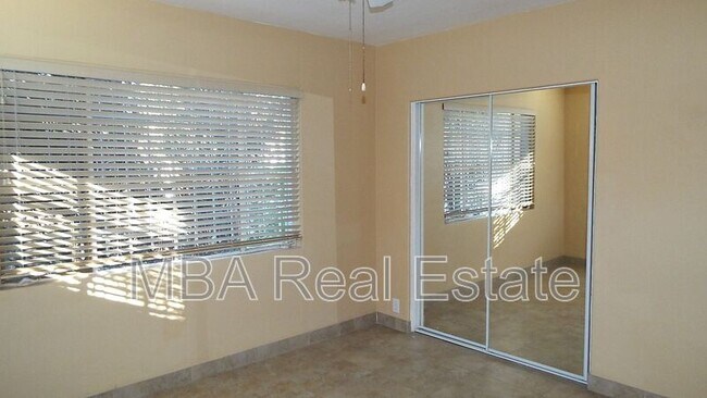 Building Photo - 4331 N 20th St