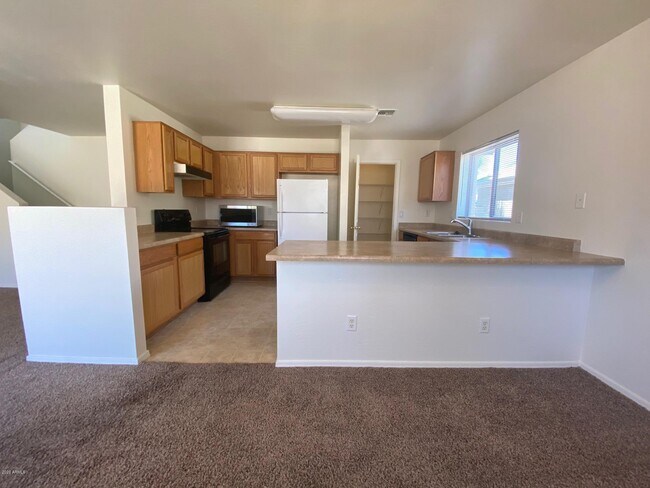 Building Photo - 12360 W Heatherbrae Dr