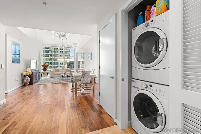 Building Photo - 1262 Kettner Blvd