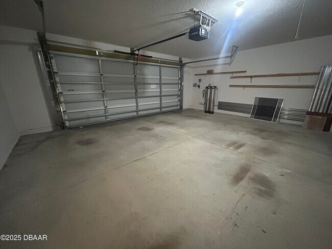 Building Photo - 665 Elk River Dr