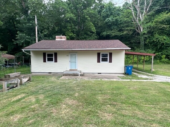 Building Photo - 2BR house near CofO!!!
