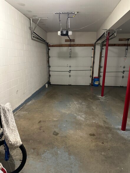 Building Photo - 33A Fountain Ave