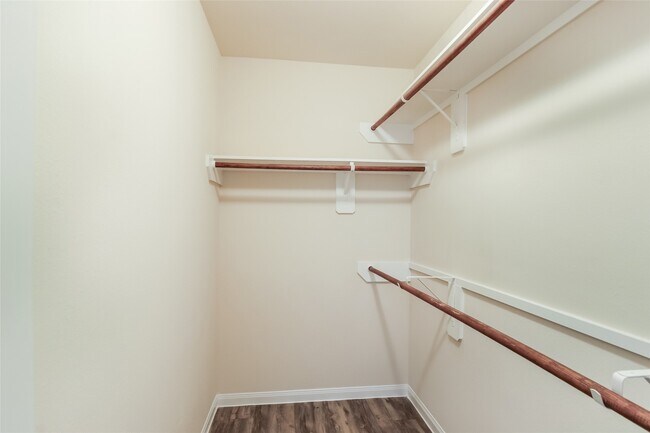 Building Photo - 5814 Dawns Height Ct