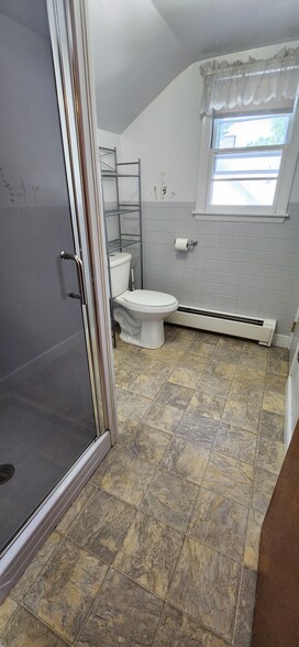 Bathroom 2 (Second Floor) - 9 Lapointe St