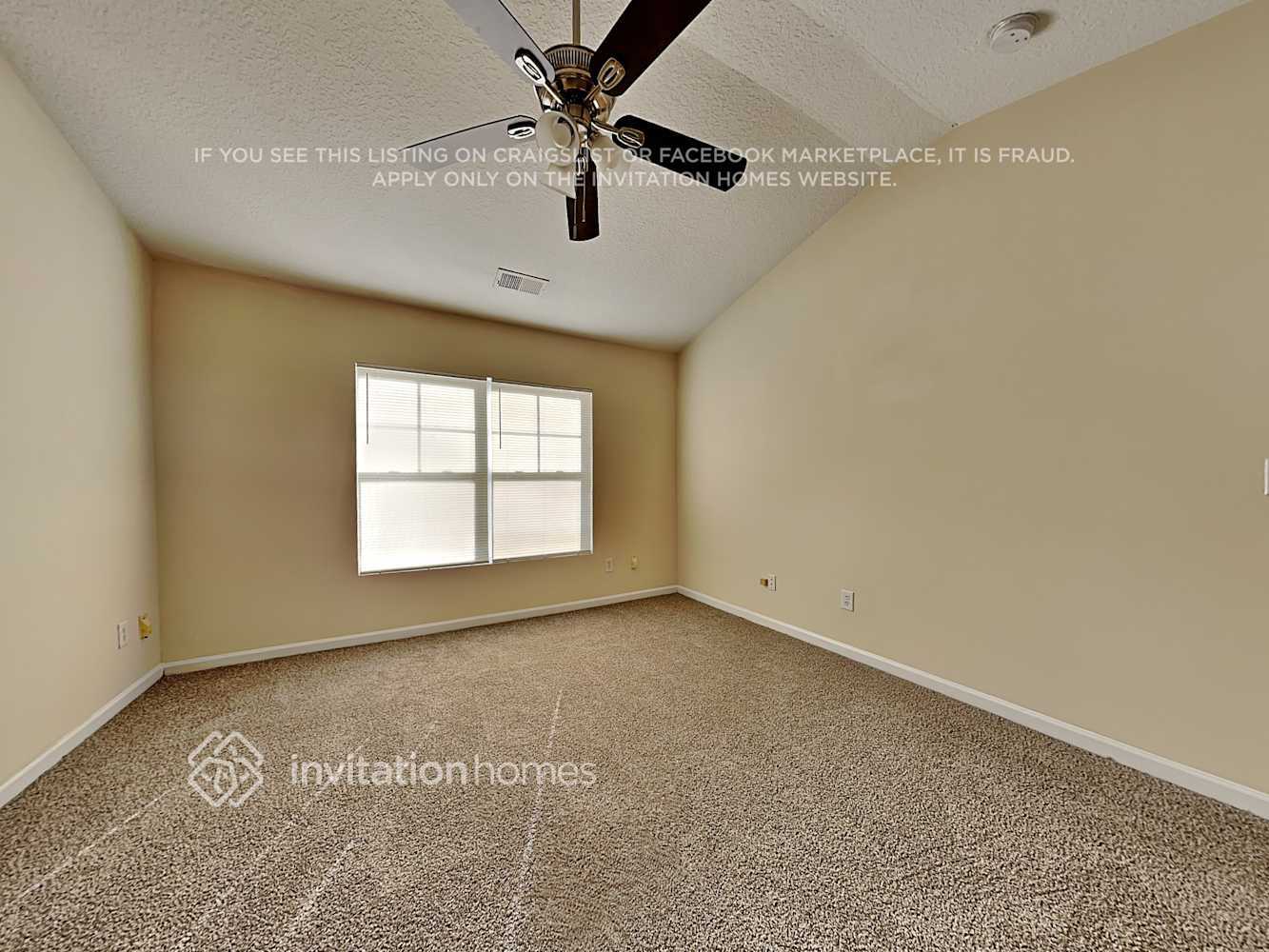 Building Photo - 1422 Moondance Ln