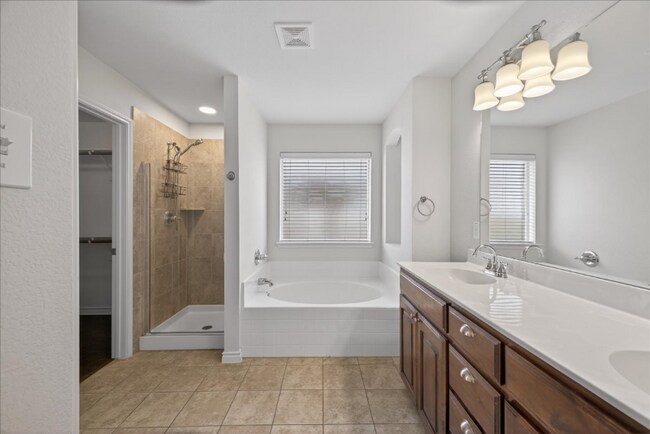 Building Photo - 6124 Amberjack Trail