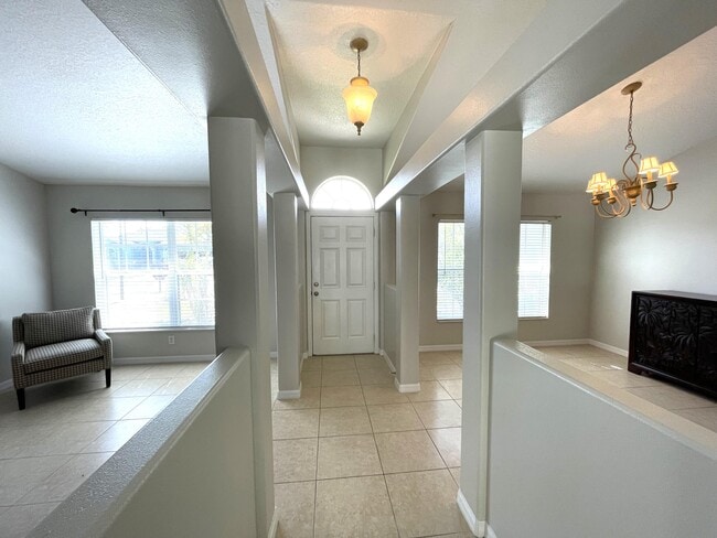 Building Photo - 1171 Tamango Dr
