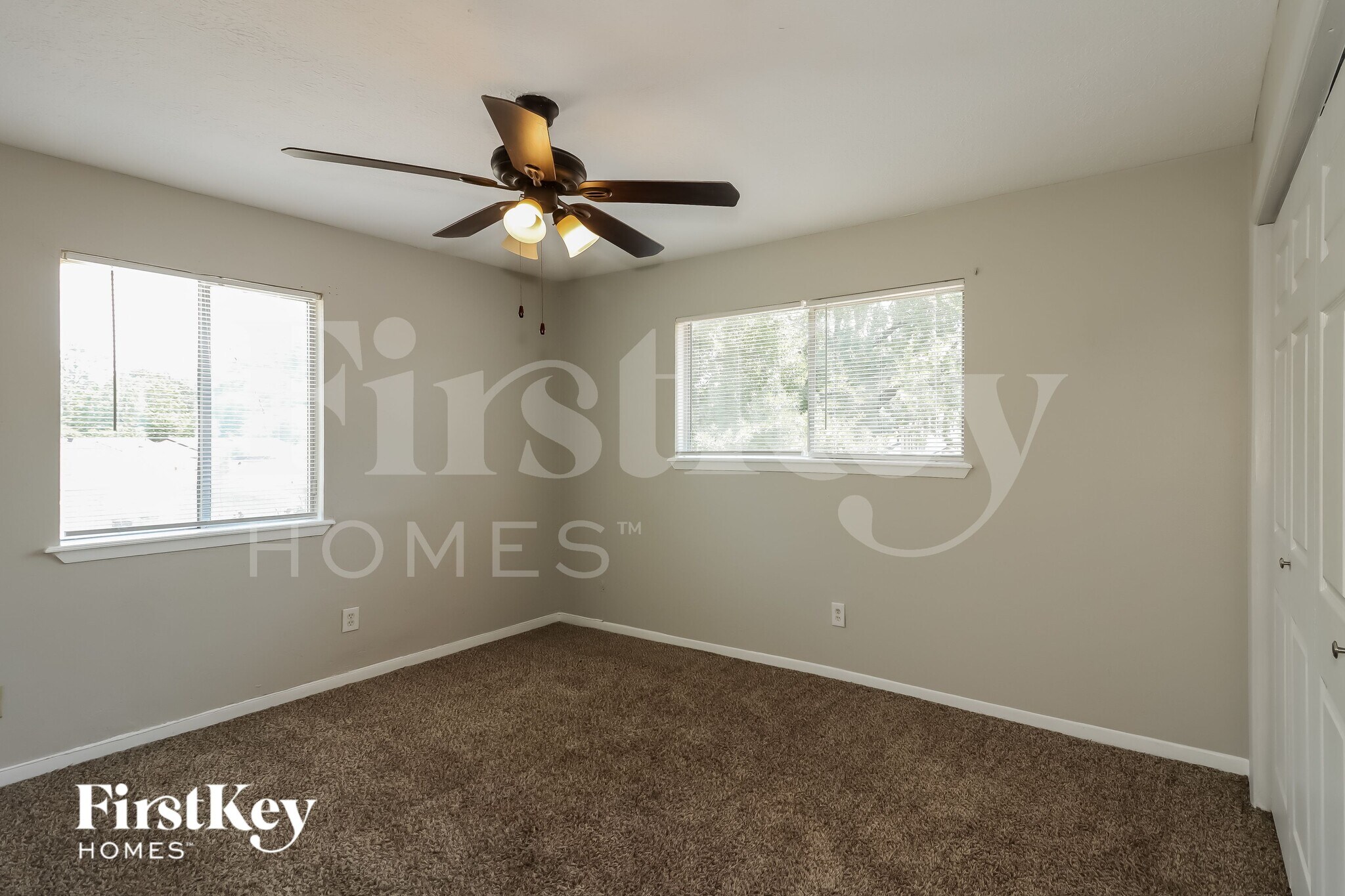 Building Photo - 24023 Spring Mill Ln