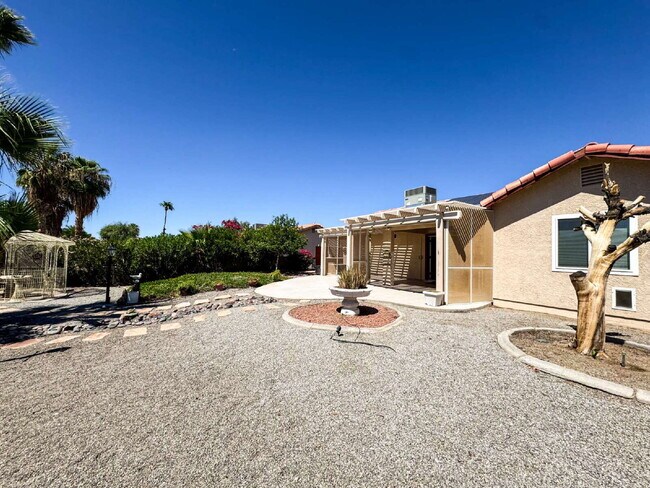 Building Photo - "Mesa Del Sol 3-Bed, 2-Bath Solar-Powered ...
